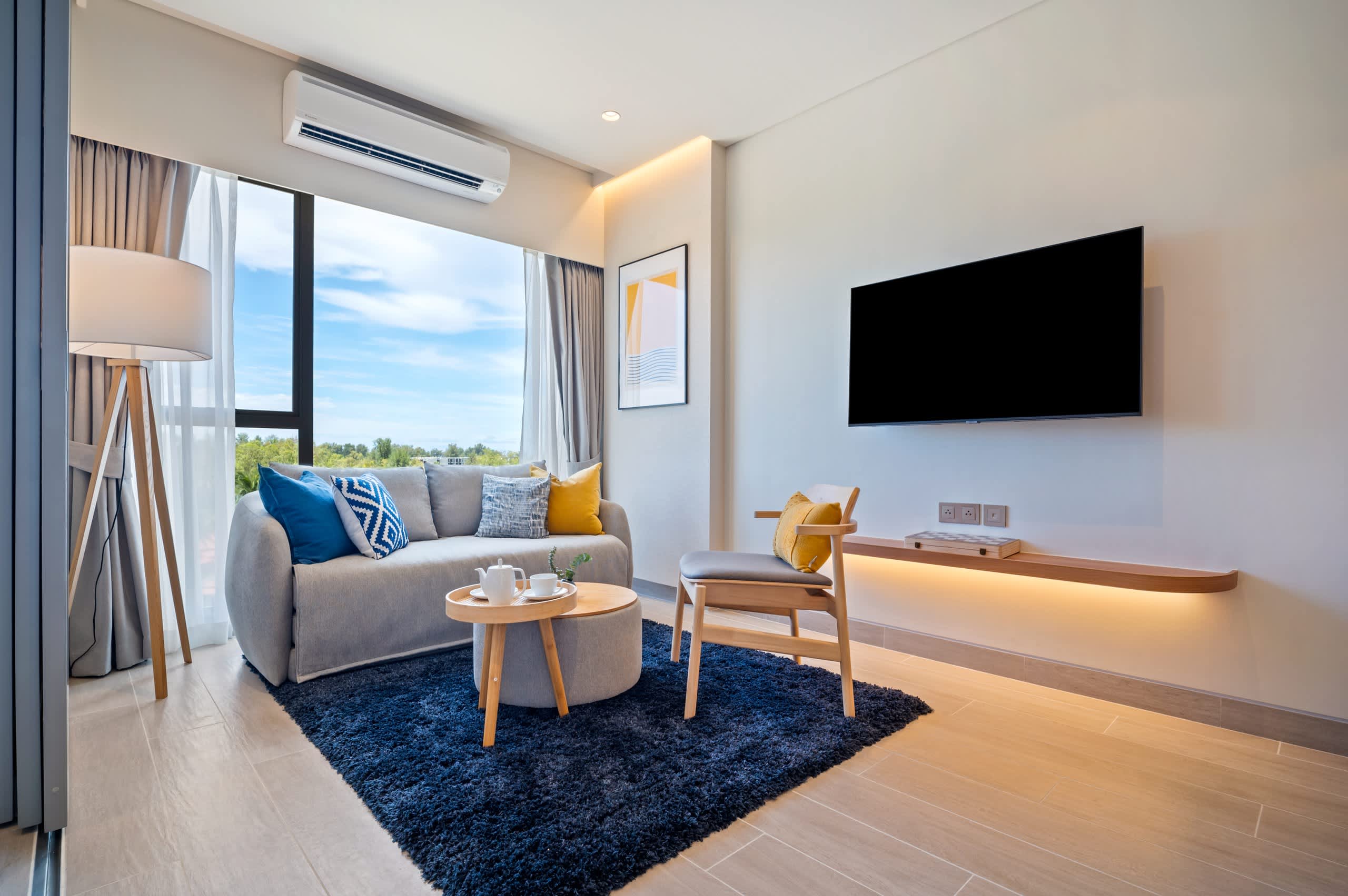 Laguna Lakeside Residences 1BR A2 Lake side