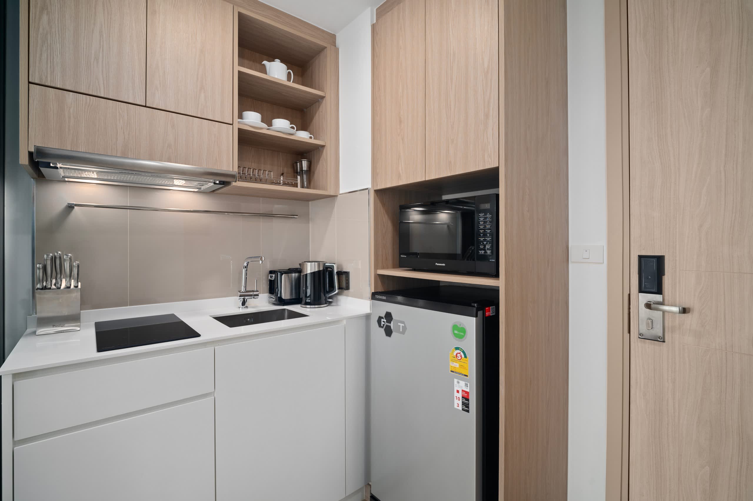 Skypark Aurora 1BR 1Bx Lake side