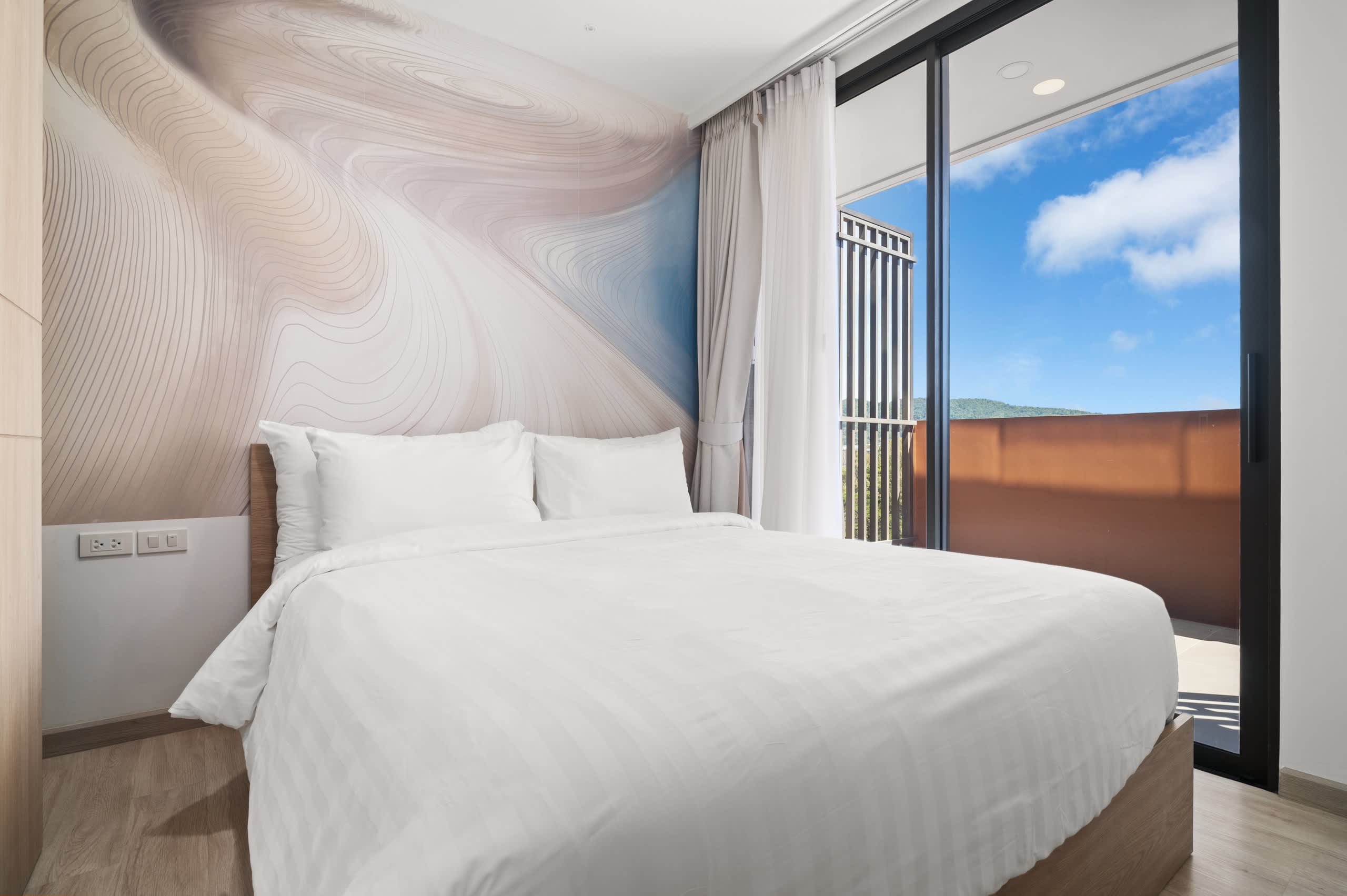 Skypark Aurora 1BR 1Bx Lake side